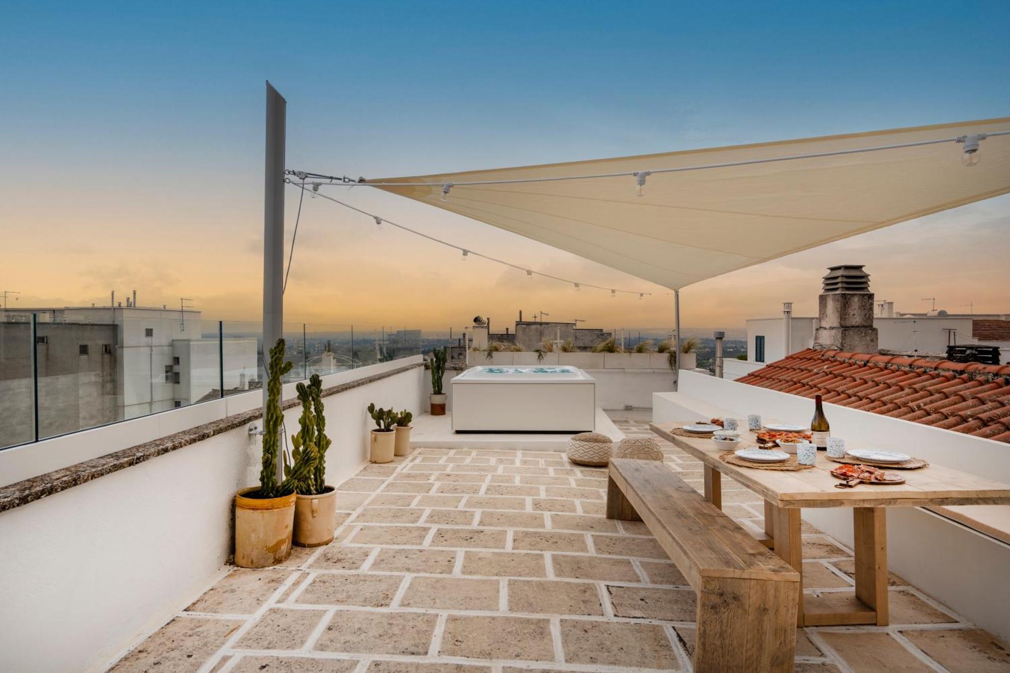 Casa U Burie, Casa Design Con Terrazza Panoramica E Jacuzzi Lägenhet Cisternino Exteriör bild
